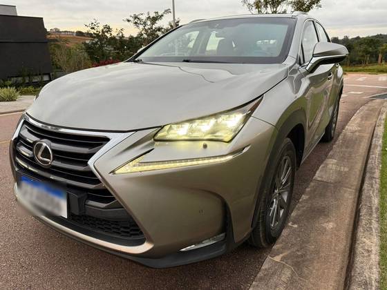 LEXUS NX 200T 2.0 LUXURY 4X4 16V TURBO GASOLINA 4P AUTOMÁTICO